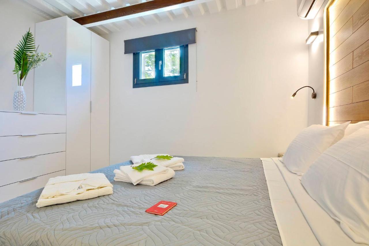 Villa Flamingo - 4 Bedrooms - Private Pool - Next To Renowned Issos Beach & Lake Korission Linia Exterior photo