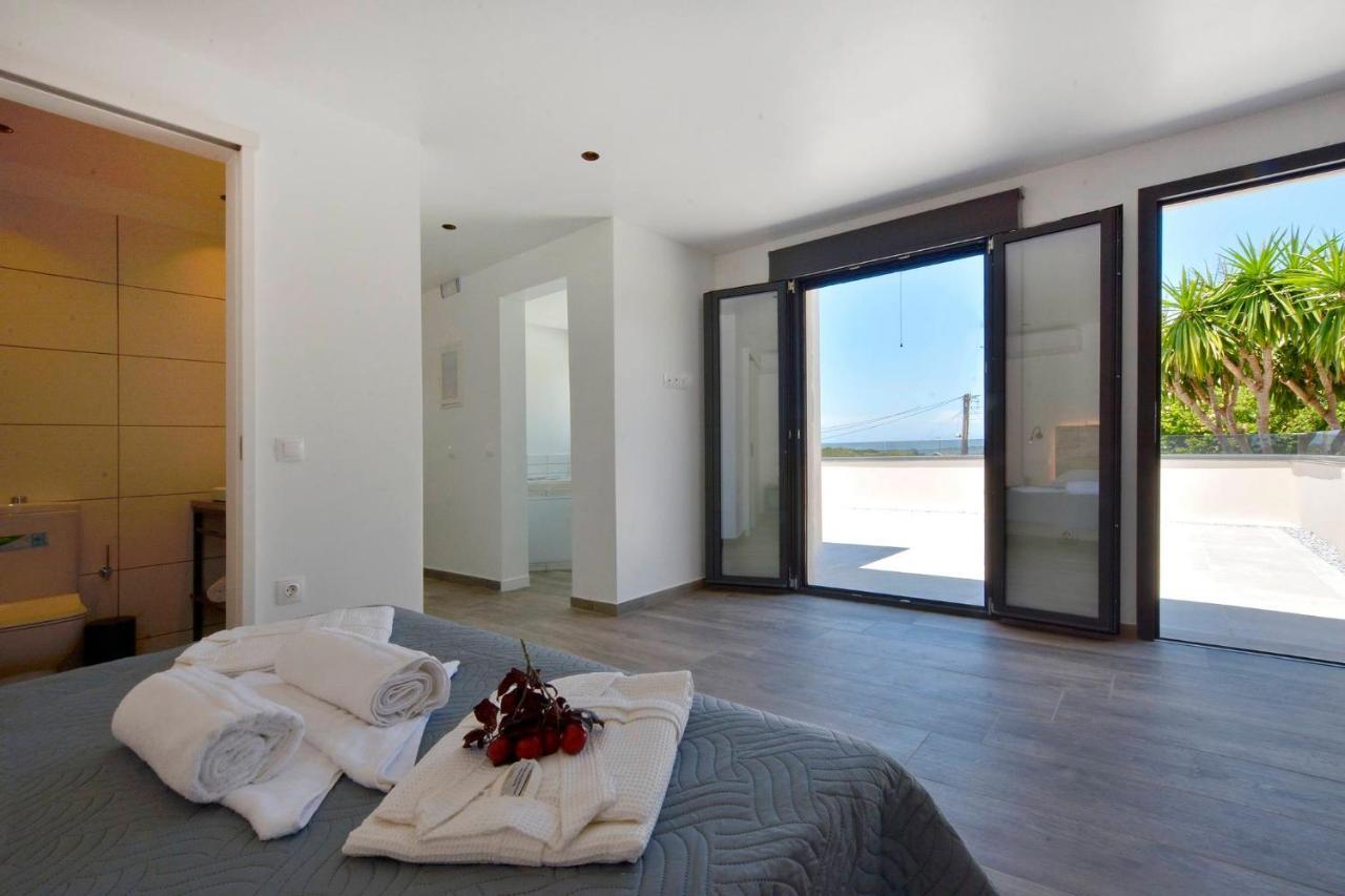 Villa Flamingo - 4 Bedrooms - Private Pool - Next To Renowned Issos Beach & Lake Korission Linia Exterior photo